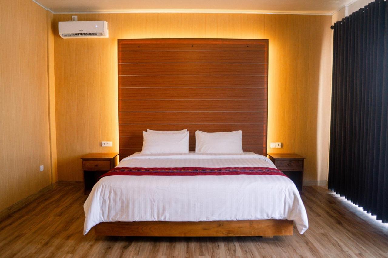 Christika Homestay Labuan Bajo Extérieur photo